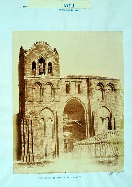 Fachada de la Basílica de San Vicente